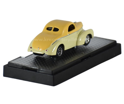 M2 Machines: 1941 Willys Coupe Yellow Diecast Scale Model (1: 64)