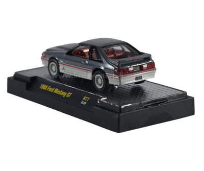 M2 Machine : 1988 Ford Mustang GT -Silver Die-Cast Scale Model 1:64