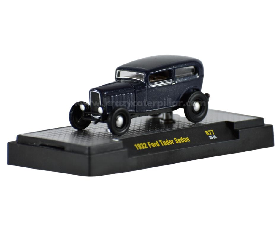 M2 Machines: 1932 Ford Tudor Sedan Diecast Scale Model (1: 64