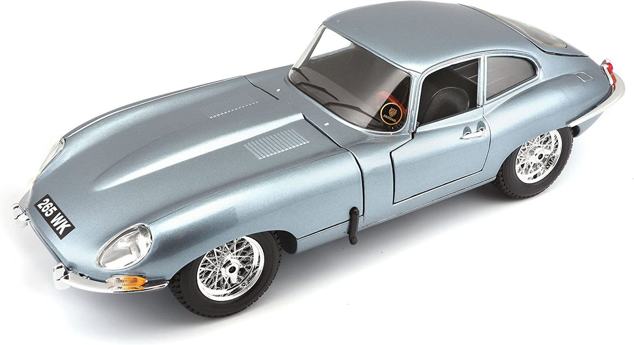 1961 Jaguar E Type Coupe (Scale 1:18) | Bburago