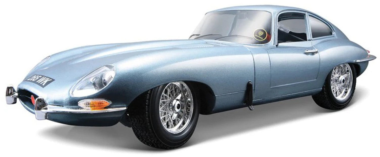 1961 Jaguar E Type Coupe (Scale 1:18) | Bburago