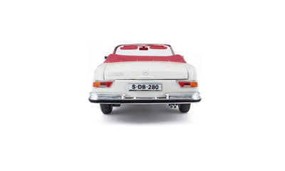 1967 Mercedes Benz 280 SE Diecast Model (Scale 1:18) | Maisto