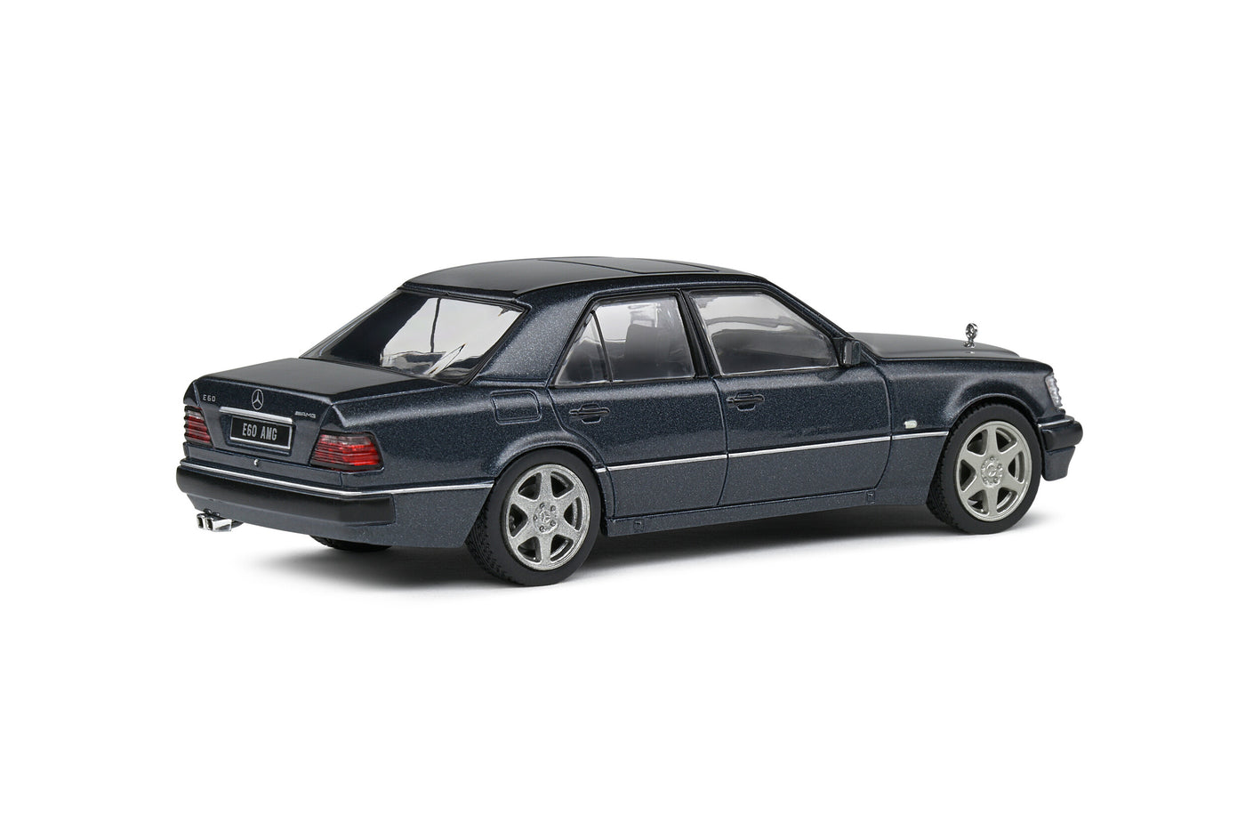 1990 Mercedes-Benz 190 Evo II W201 Black 1:18 - Diecast Scale Model | Solido