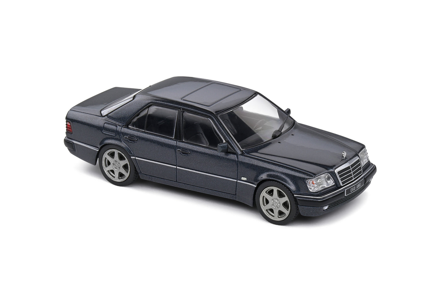 1990 Mercedes-Benz 190 Evo II W201 Black 1:18 - Diecast Scale Model | Solido