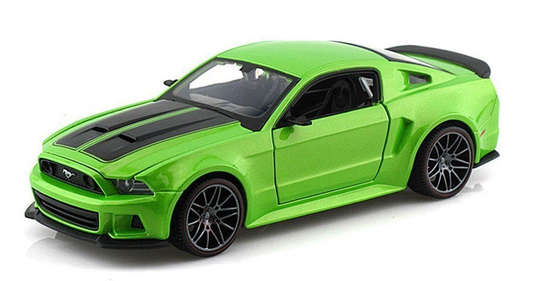 2014 Ford Mustang Street Racer -Green (1:24) | Maisto Die-Cast Scale Model