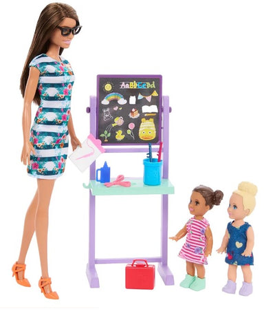 Barbie I Love School Dolls & Accessories, Classroom Playset with Fashion Doll