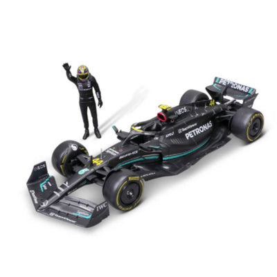 Bburago Mercedes-AMG F1 W14 E Performance #44 - With Lewis Hamilton Figure 1:24