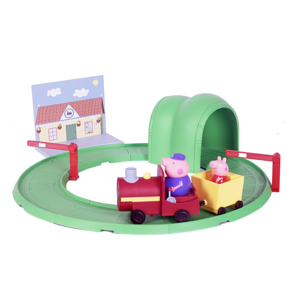 Hasbro Peppa Pig Grandpa Pig's Train & Track Set