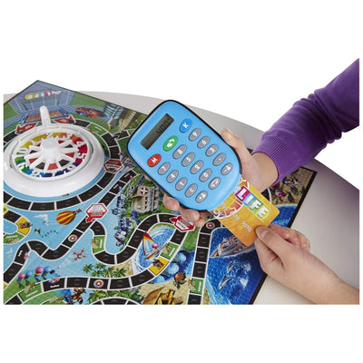 Hasbro: The Game Of Life Electronic Banking - Board Game