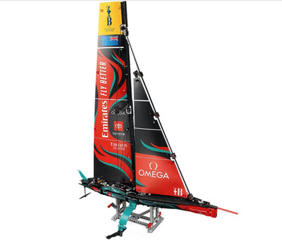 LEGO Technic #42174 : Emirates Team New Zealand AC75 Yacht