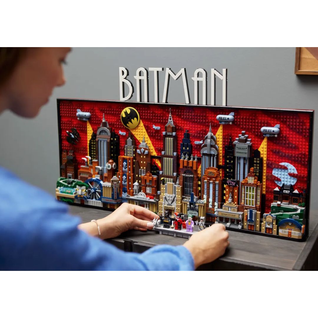 LEGO ART #76271: Batman: The Animated Series Gotham City™