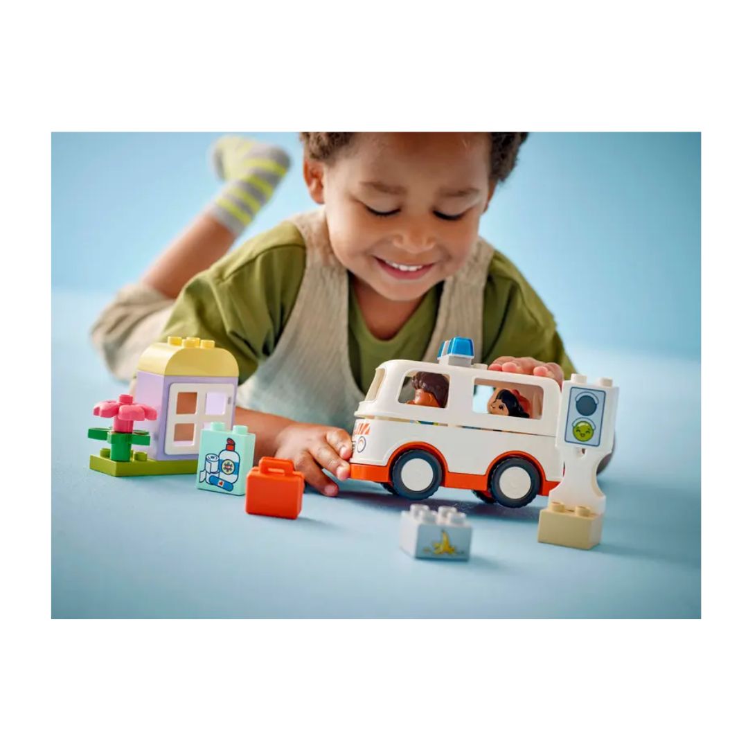 LEGO Duplo #10447: Ambulance & Driver