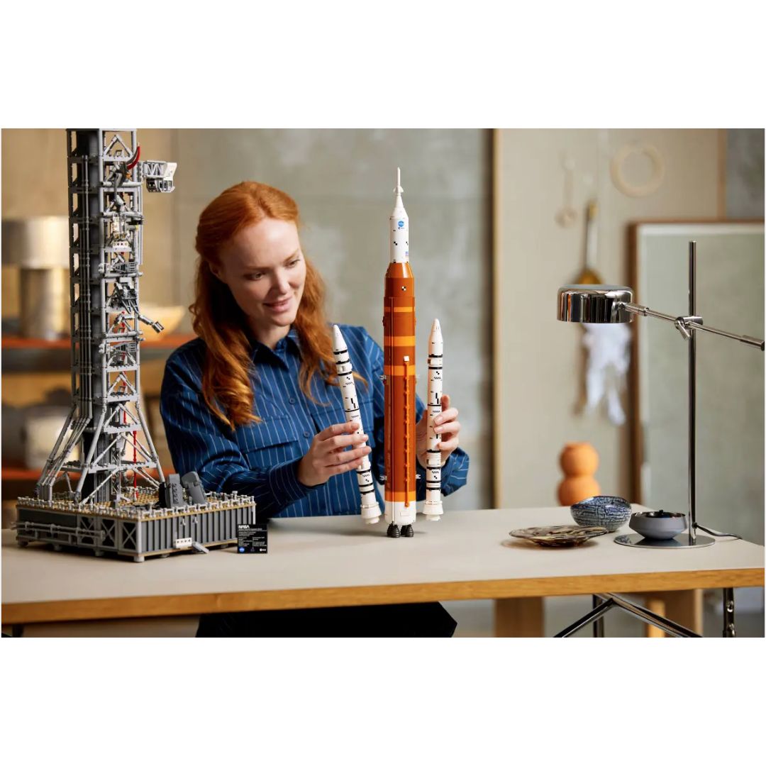 LEGO Icons #10341 NASA Artemis Space Launch System