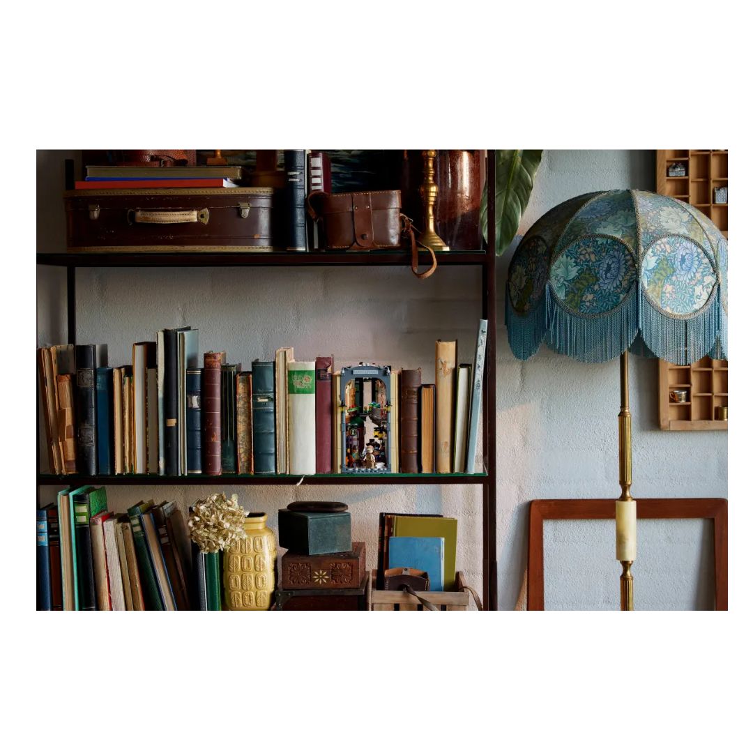 LEGO Icons #10351 : Sherlock Holmes: Book Nook