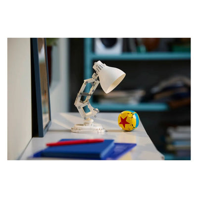 LEGO Ideas #21357: LEGO Ideas ǀ Disney Pixar Luxo Jr.