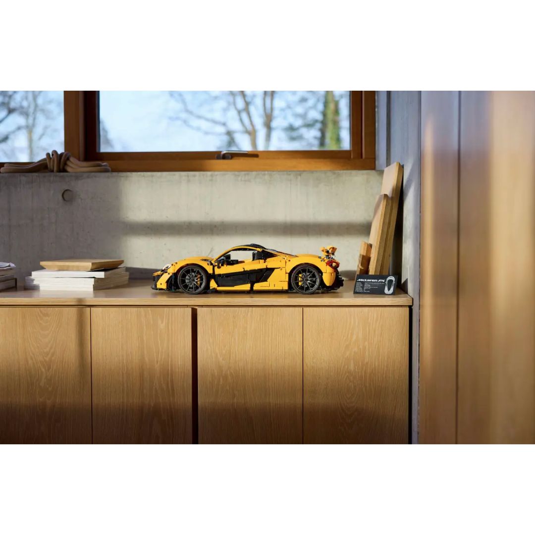 LEGO Technic #42172:  McLaren P1™