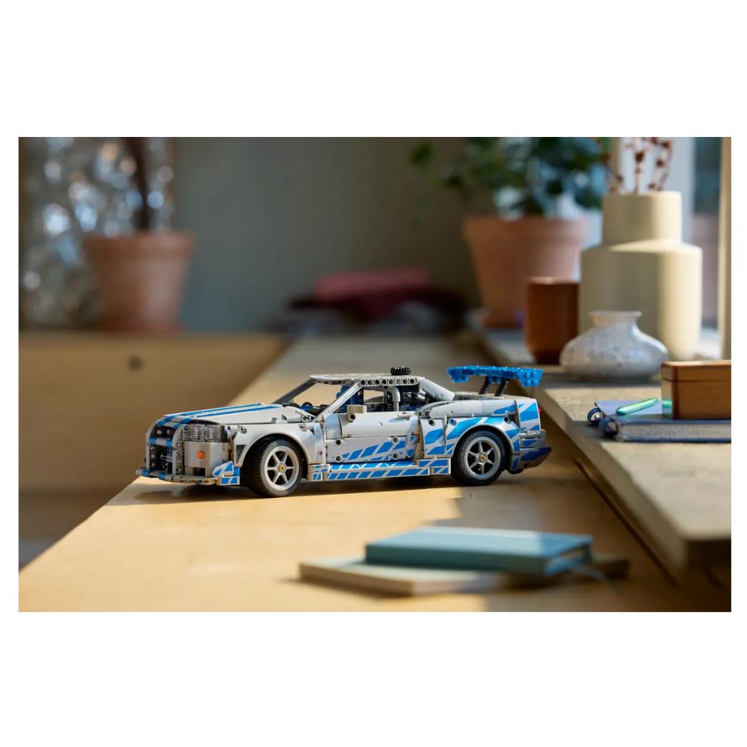 LEGO Technic #42210 : 2 Fast 2 Furious Nissan Skyline GT-R (R34) Car
