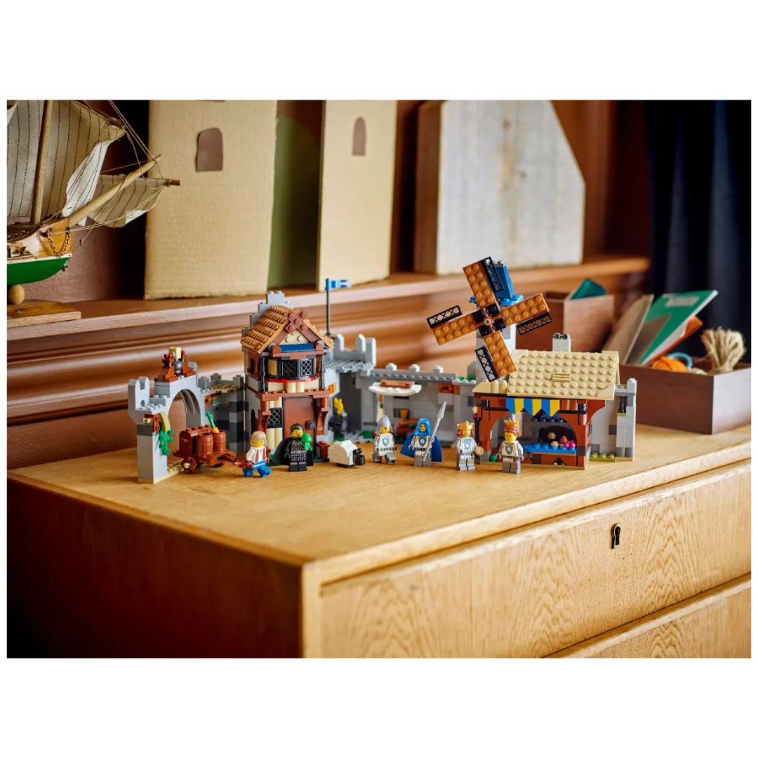 LEGO® Creator 3in1 #31168: Medieval Horse Knight Castle