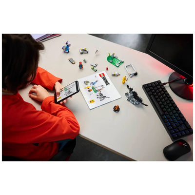 LEGO® Fortnite® #77075: Peely & Sparkplug’s Camp