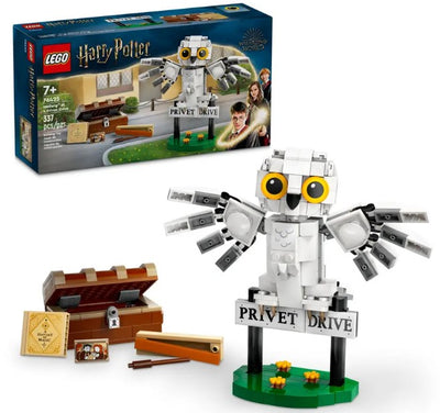 LEGO® Harry Potter™ #76425: Hedwig™ at 4 Privet Drive