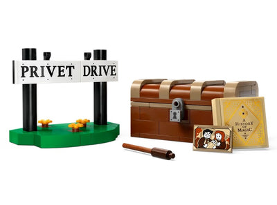 LEGO® Harry Potter™ #76425: Hedwig™ at 4 Privet Drive