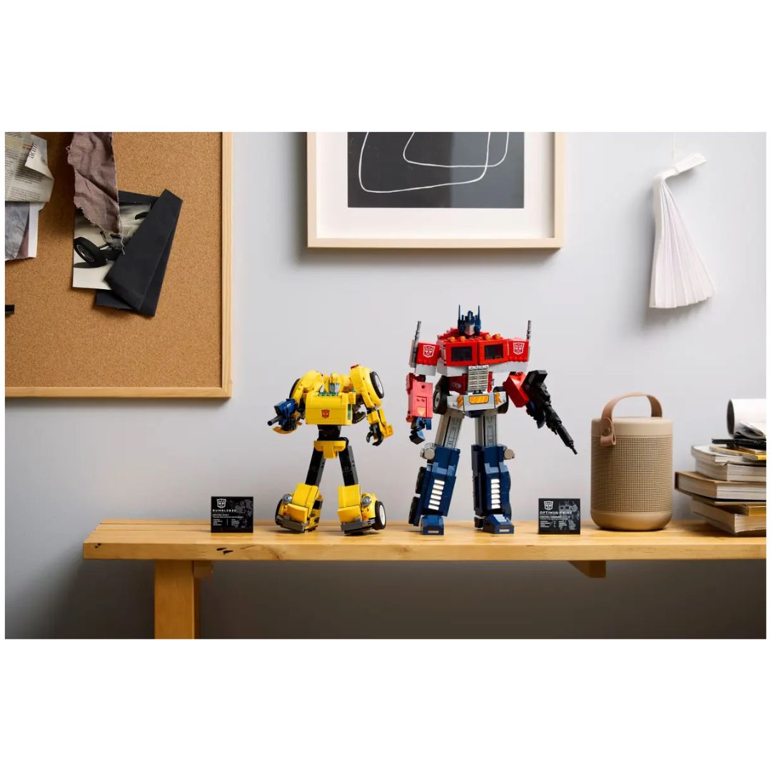 LEGO® Icons #10338: Transformers Bumblebee