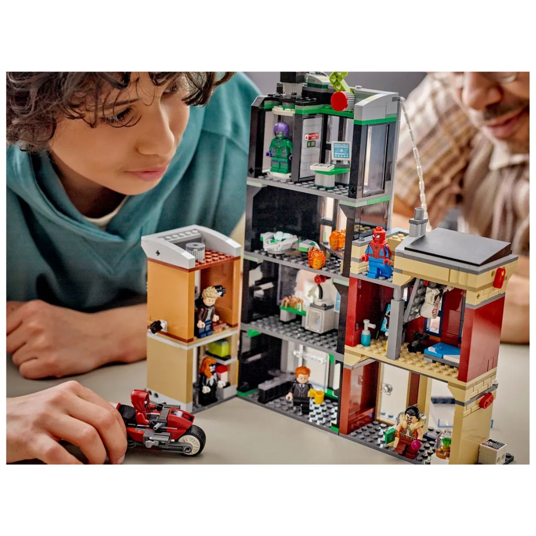 LEGO® Marvel #76324: Spider-Man vs. Oscorp
