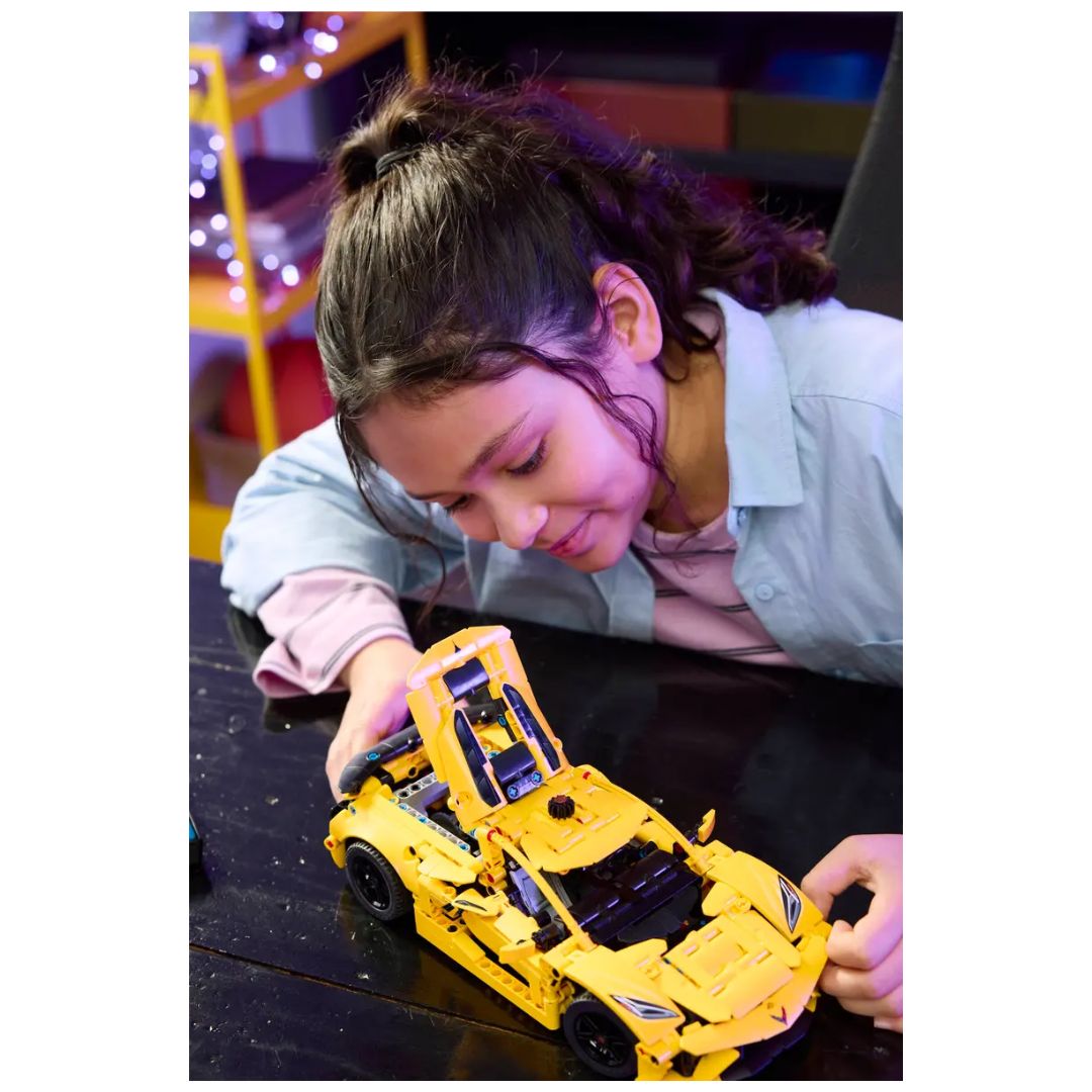 LEGO® Technic™ #42205: Chevrolet Corvette Stingray