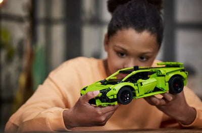 LEGO® Technic™ 42161: Lamborghini Huracán Tecnica