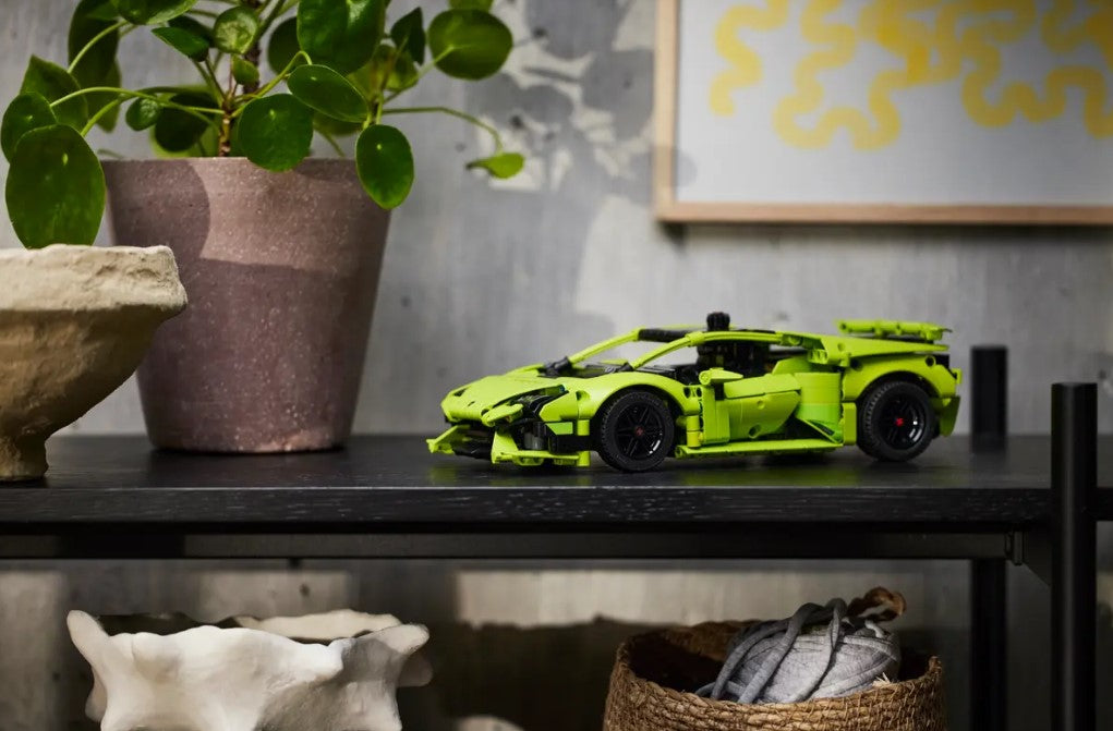 LEGO® Technic™ 42161: Lamborghini Huracán Tecnica