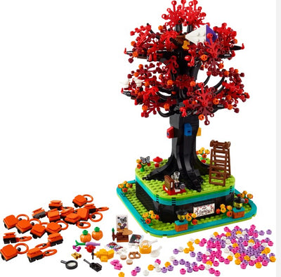 LEGO Ideas #21346:  Family Tree