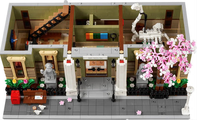 LEGO Icon #10326: Natural History Museum