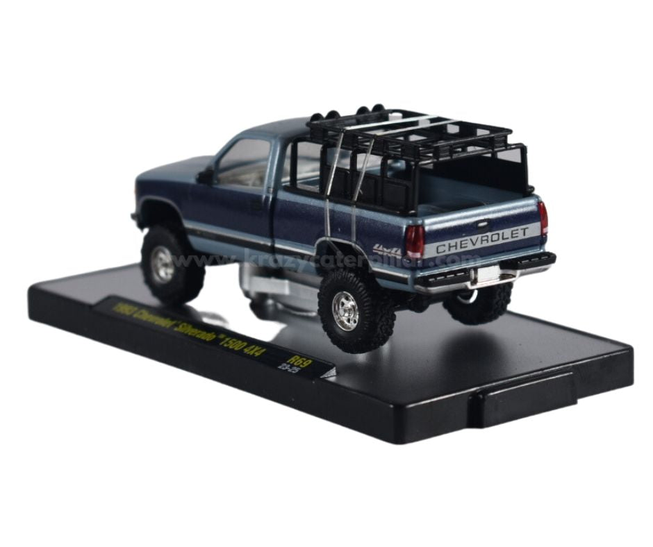 M2 Machine: 1993 Chevrolet Silverado 1500 4x4 - 1:64 Diecast Scale Model