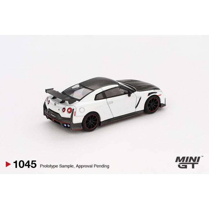 MINI GT 1/64 LB ニッサン GT-R マット ホワイト MINI GT #1045: Nissan GT-R Nismo 2024 Brilliant White Pearl