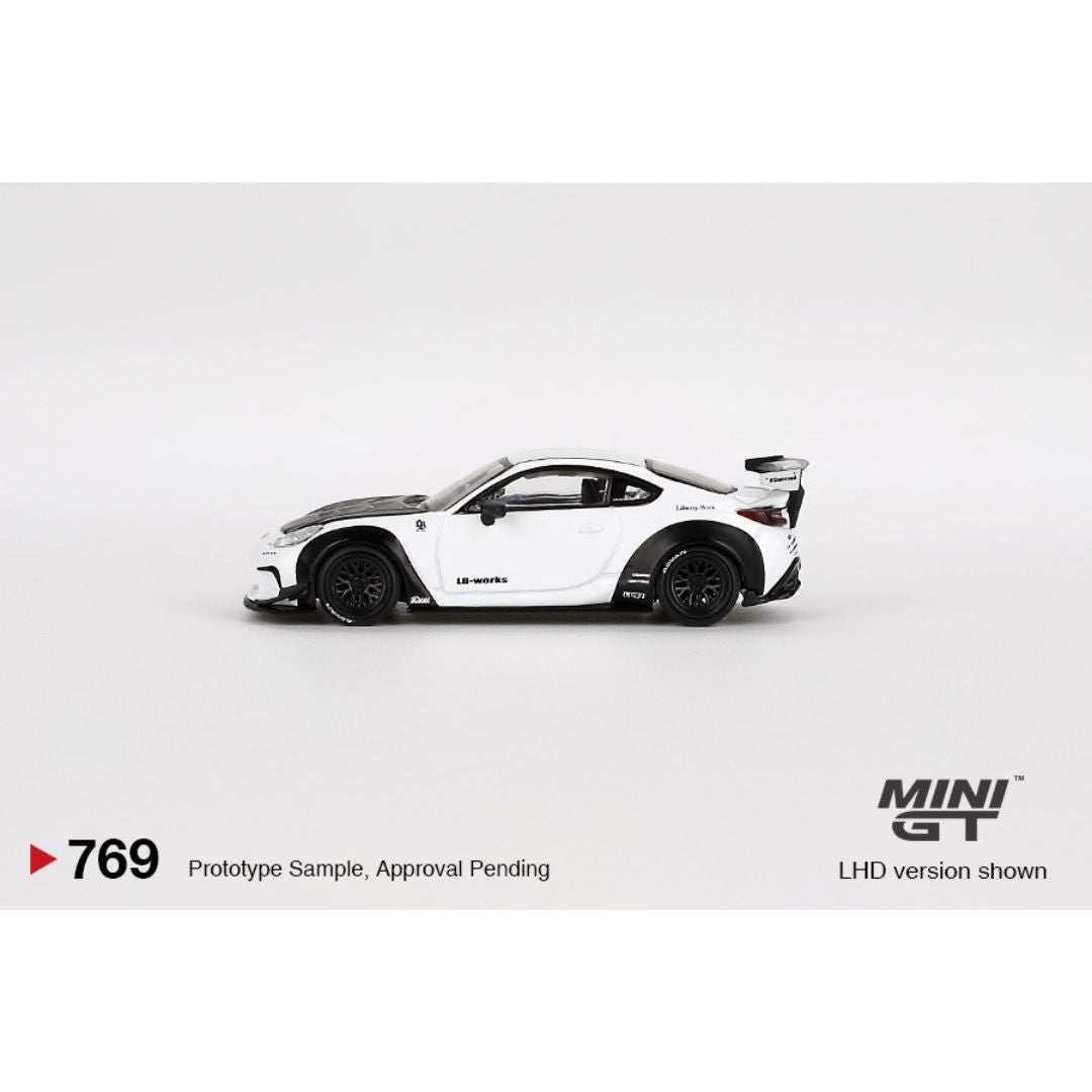 MINI GT #769: Toyota GR86 LB☆Nation White – Krazy Caterpillar