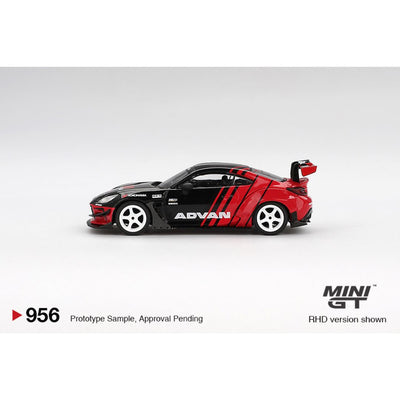 MINI GT #956: Toyota GR86 HKS TYPE R ADVAN 2022 Tokyo Auto Salon