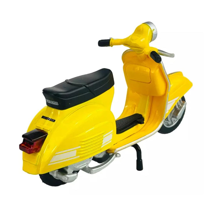 MSZ 1976 Vespa 200 Rally - Yellow 1:18 – Krazy Caterpillar