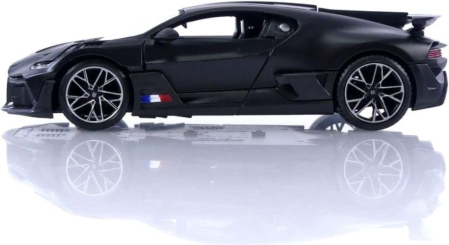 Maisto Bugatti Divo Matte Black - (1:24) Die-Cast Scale Model