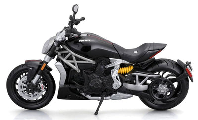 Maisto Ducati X Diavel S 1:12 Die-Cast Scale Model