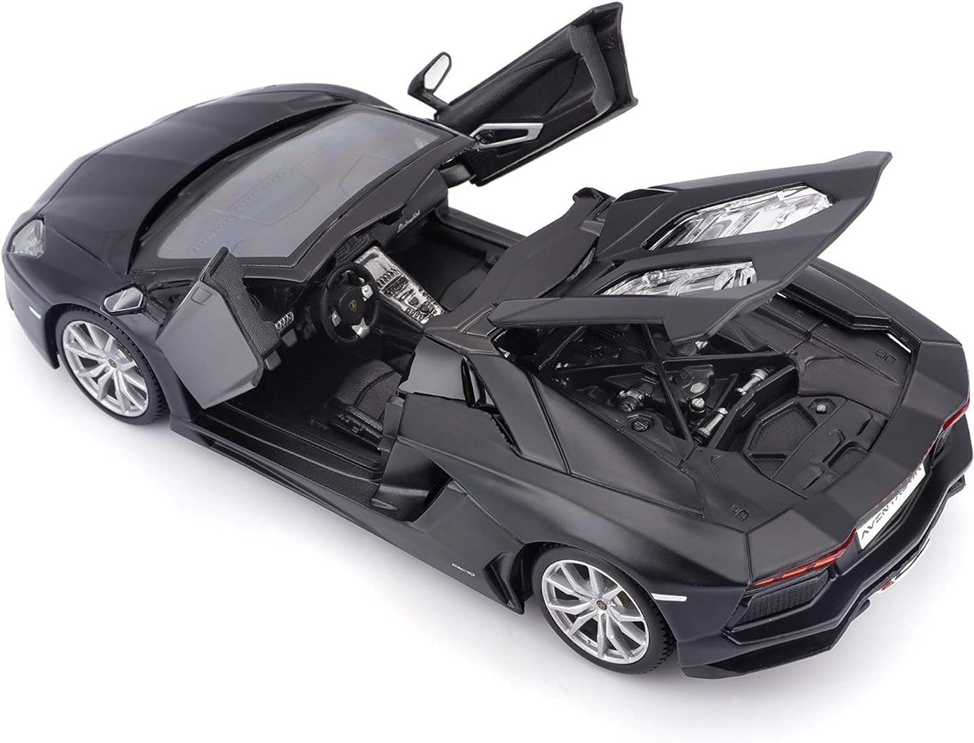 Maisto Aventador Roadster Die-Cast Scale Model (1:24)