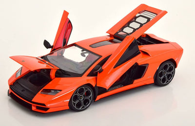 Maisto Lamborghini Countach LPI 800-4 1:18 Orange
