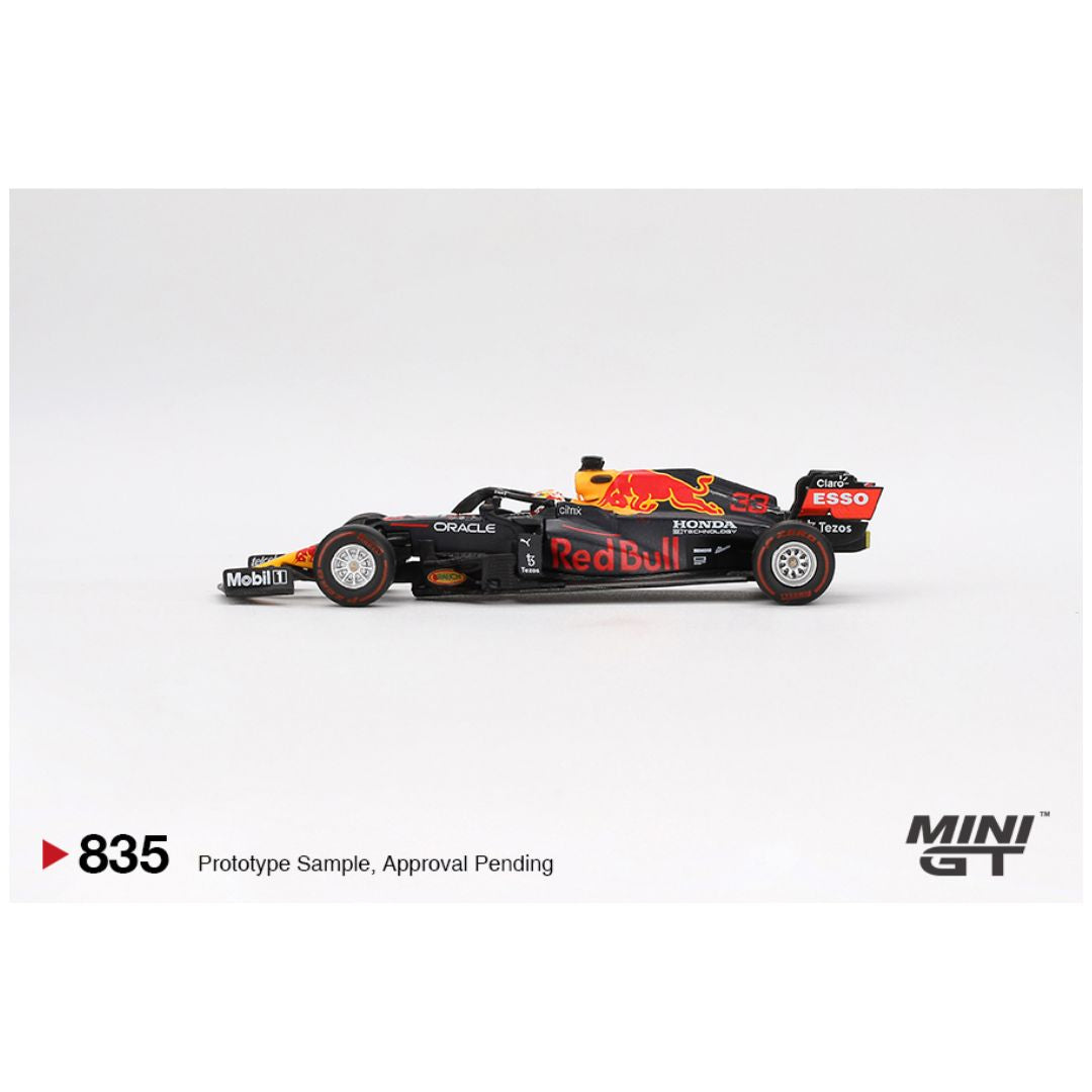 Mini GT #835: Red Bull RB16B #33 Max Verstappen 2021 Abu Dhabi Grand Prix Winner 1:64