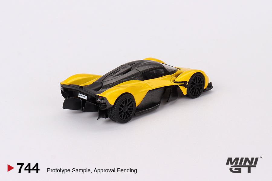 Mini GT Aston Martin Valkyrie Sunburst Yellow 1:64