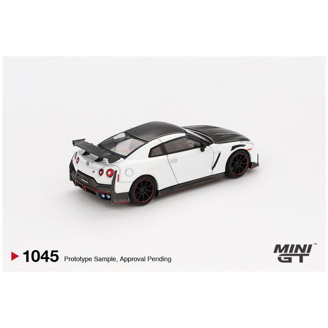 Mini GT Blister #1045: Nissan GT-R Nismo 2024 Brilliant White Pearl