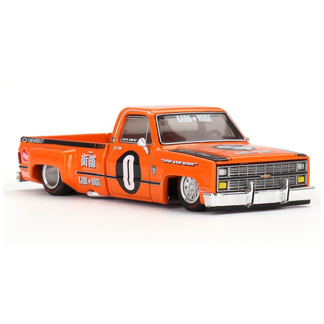 Caterpillar Dually Mini GT: Chevrolet Silverado Dually KAIDO WORKS V2 1:64 – Krazy Caterpillar