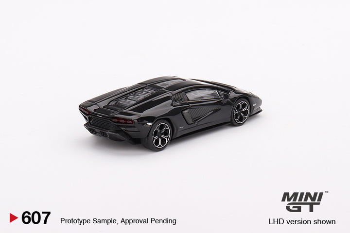 Mini-GT-Lamborghini-Countach-