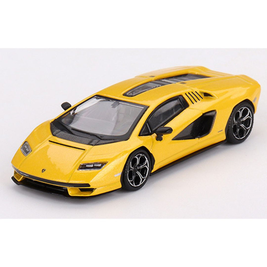 Mini GT Lamborghini Countach LPI 800-4 New Giallo Orion 1:64