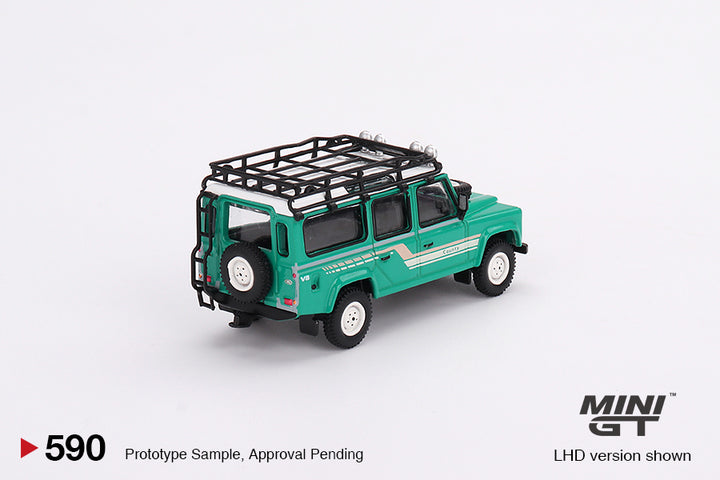 Mini-GT-Land-Rover-Defender-