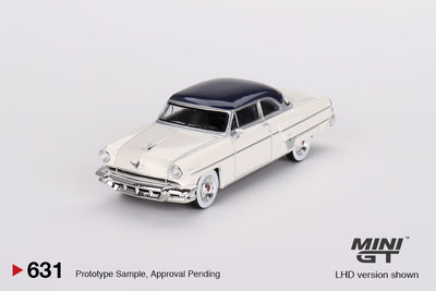 Mini GT Lincoln Capri 1954 Arctic White / Atlantic Blue 1:64