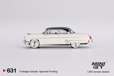 Mini GT Lincoln Capri 1954 Arctic White / Atlantic Blue 1:64